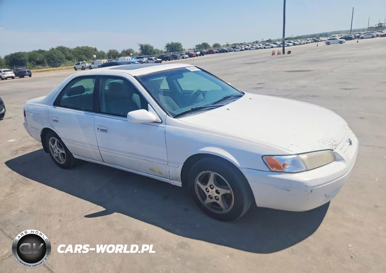 1999 Toyota Camry Le VIN:4T1BG22K4XU585016 - 4