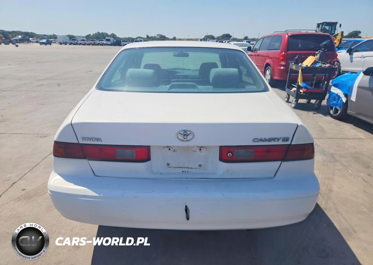 1999 Toyota Camry Le VIN:4T1BG22K4XU585016 - 6