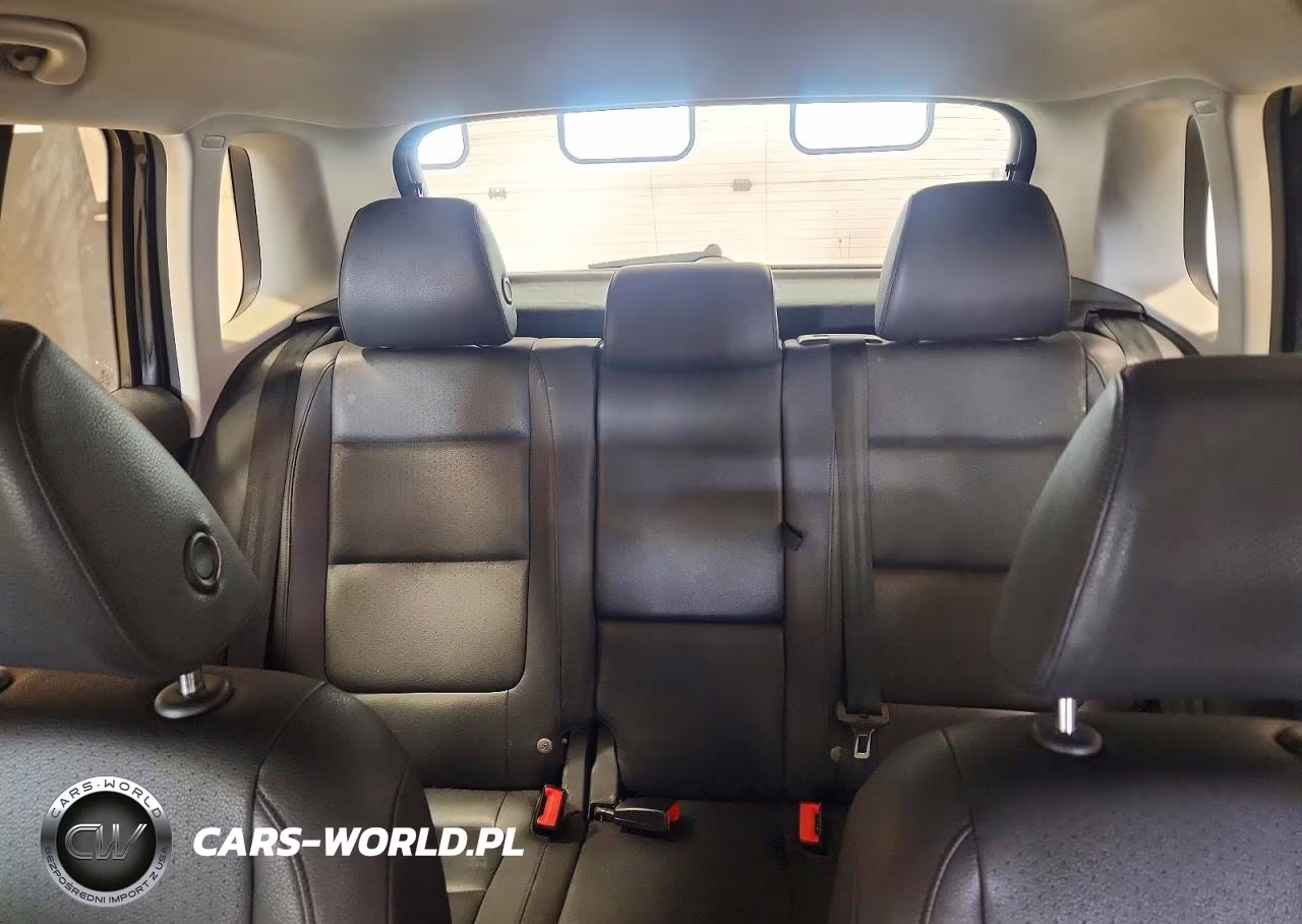 2017 Volkswagen Tiguan S VIN:WVGAV7AXXHK019399 - 10