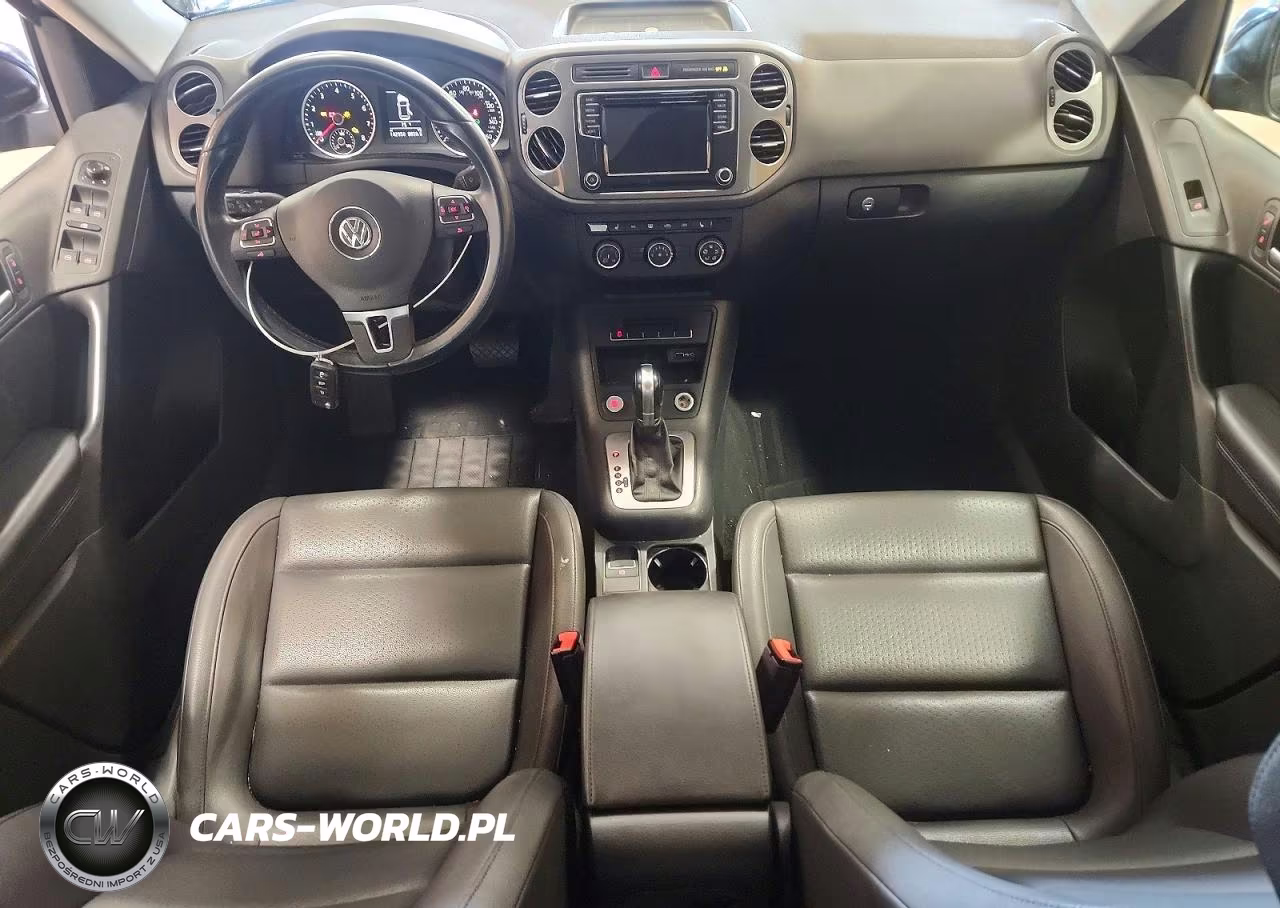 2017 Volkswagen Tiguan S VIN:WVGAV7AXXHK019399 - 8