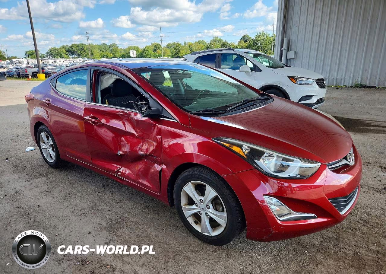 2016 Hyundai Elantra Value Edition VIN:5NPDH4AE2GH761931 - 4