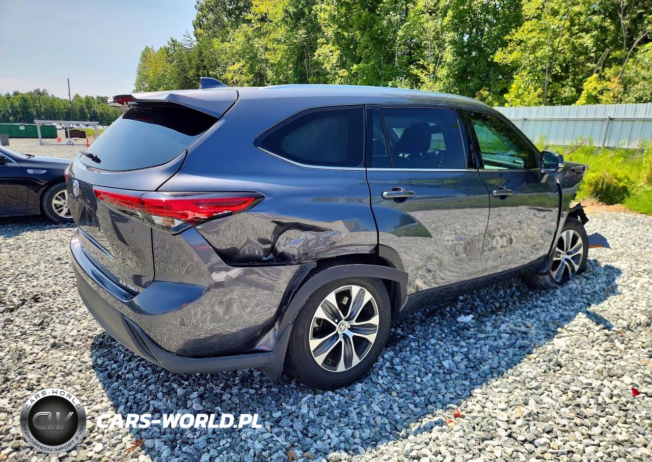 2020 Toyota Highlander Xle VIN:5TDGZRBH3LS508749 - 3