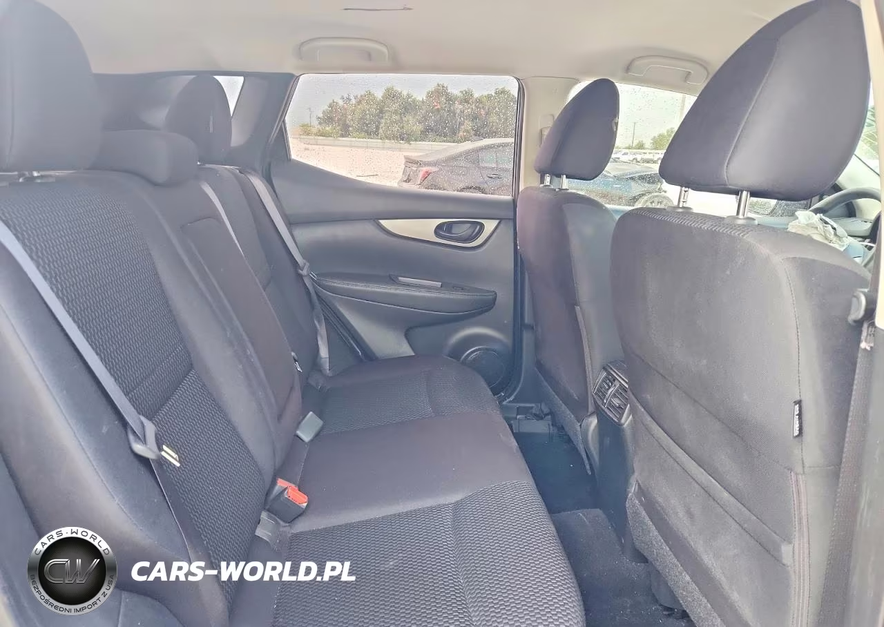 2018 Nissan Rogue Sport S VIN:JN1BJ1CP8JW184125 - 11