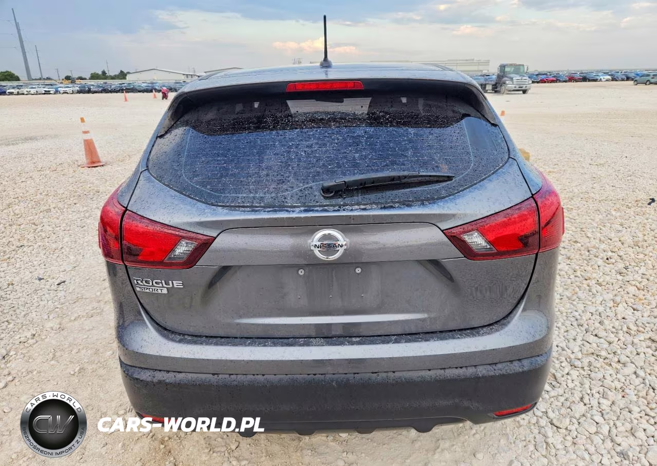 2018 Nissan Rogue Sport S VIN:JN1BJ1CP8JW184125 - 6