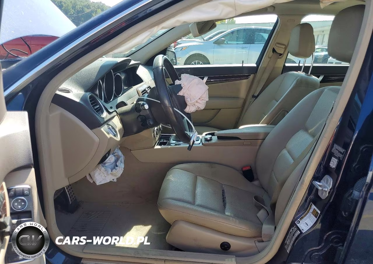2014 Mercedes-Benz C 300 4Matic VIN:WDDGF8AB7EA948396 - 7