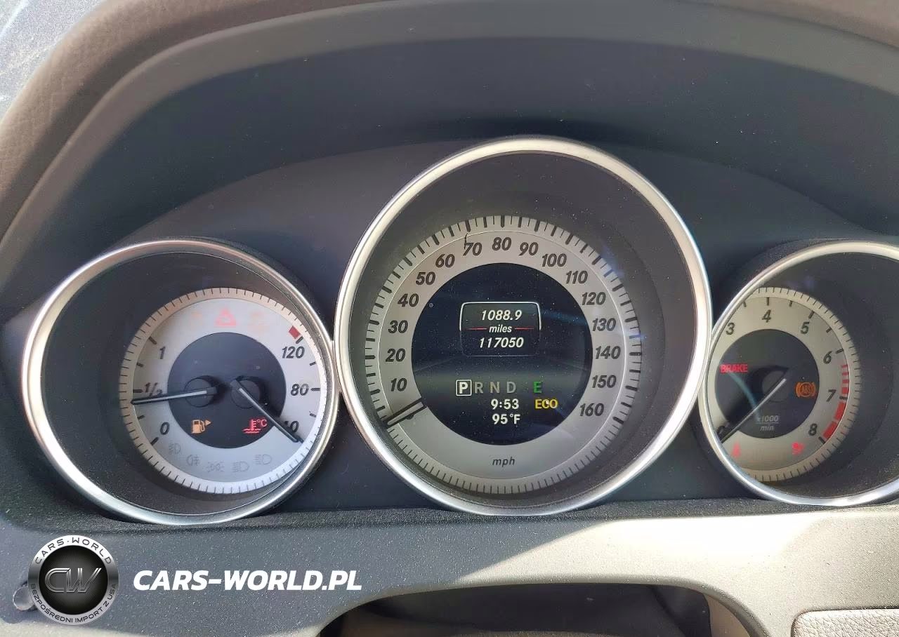 2014 Mercedes-Benz C 300 4Matic VIN:WDDGF8AB7EA948396 - 9