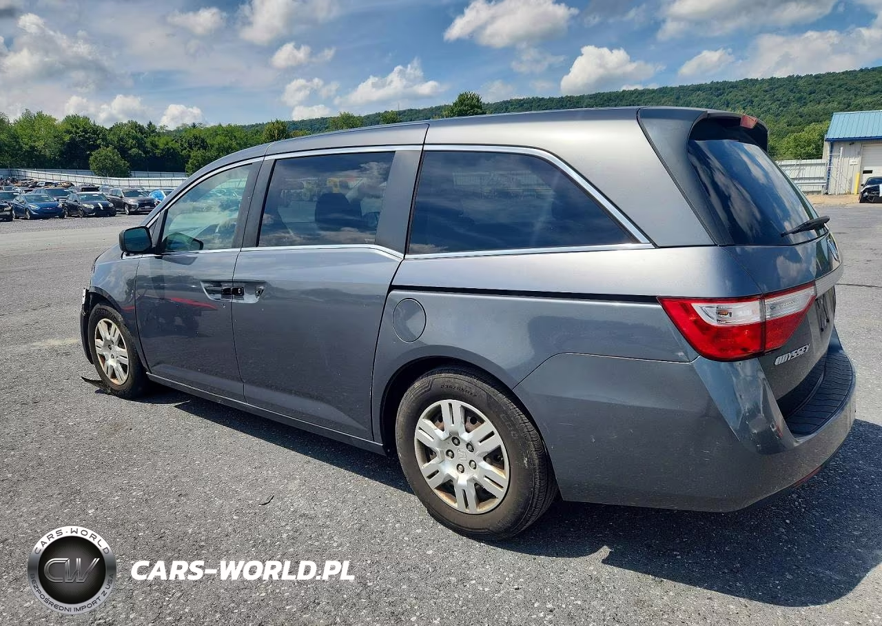 2013 Honda Odyssey Lx VIN:5FNRL5H20DB025070 - 2