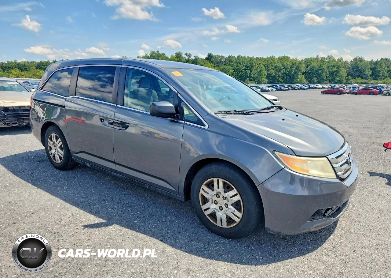 2013 Honda Odyssey Lx VIN:5FNRL5H20DB025070 - 4