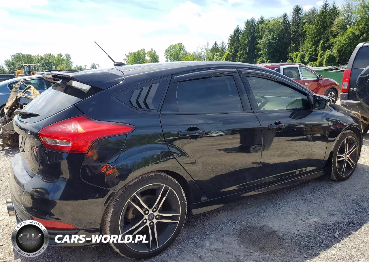 2017 Ford Focus St VIN:1FADP3L96HL259942 - 3