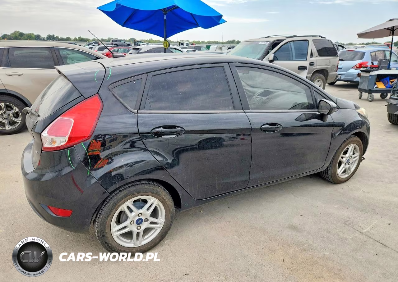 2018 Ford Fiesta Se VIN:3FADP4EJ5JM147649 - 3