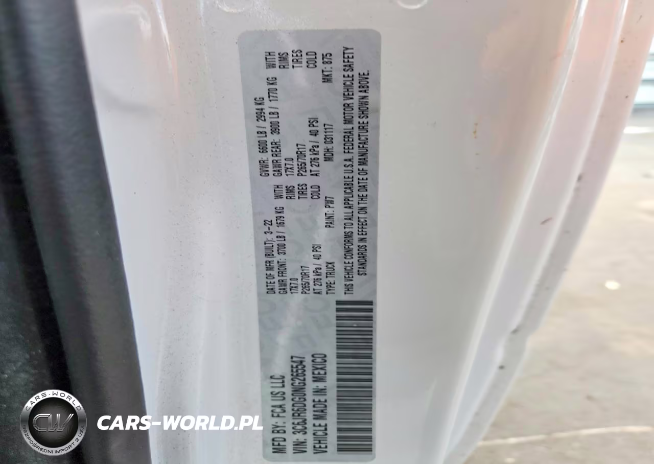 2022 Ram 1500 Classic Tradesman VIN:3C6JR6DG0NG265547 - 12