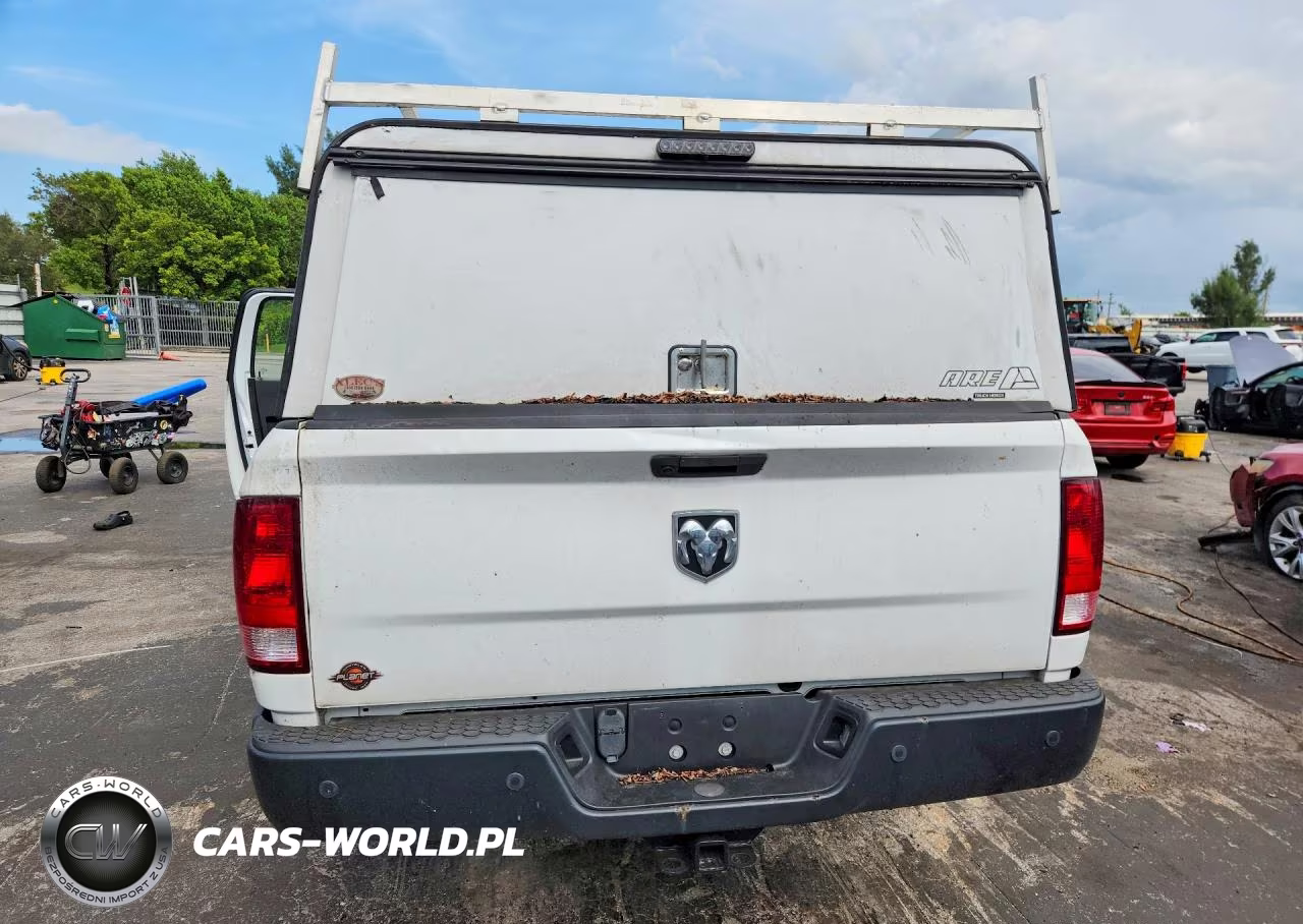 2022 Ram 1500 Classic Tradesman VIN:3C6JR6DG0NG265547 - 6