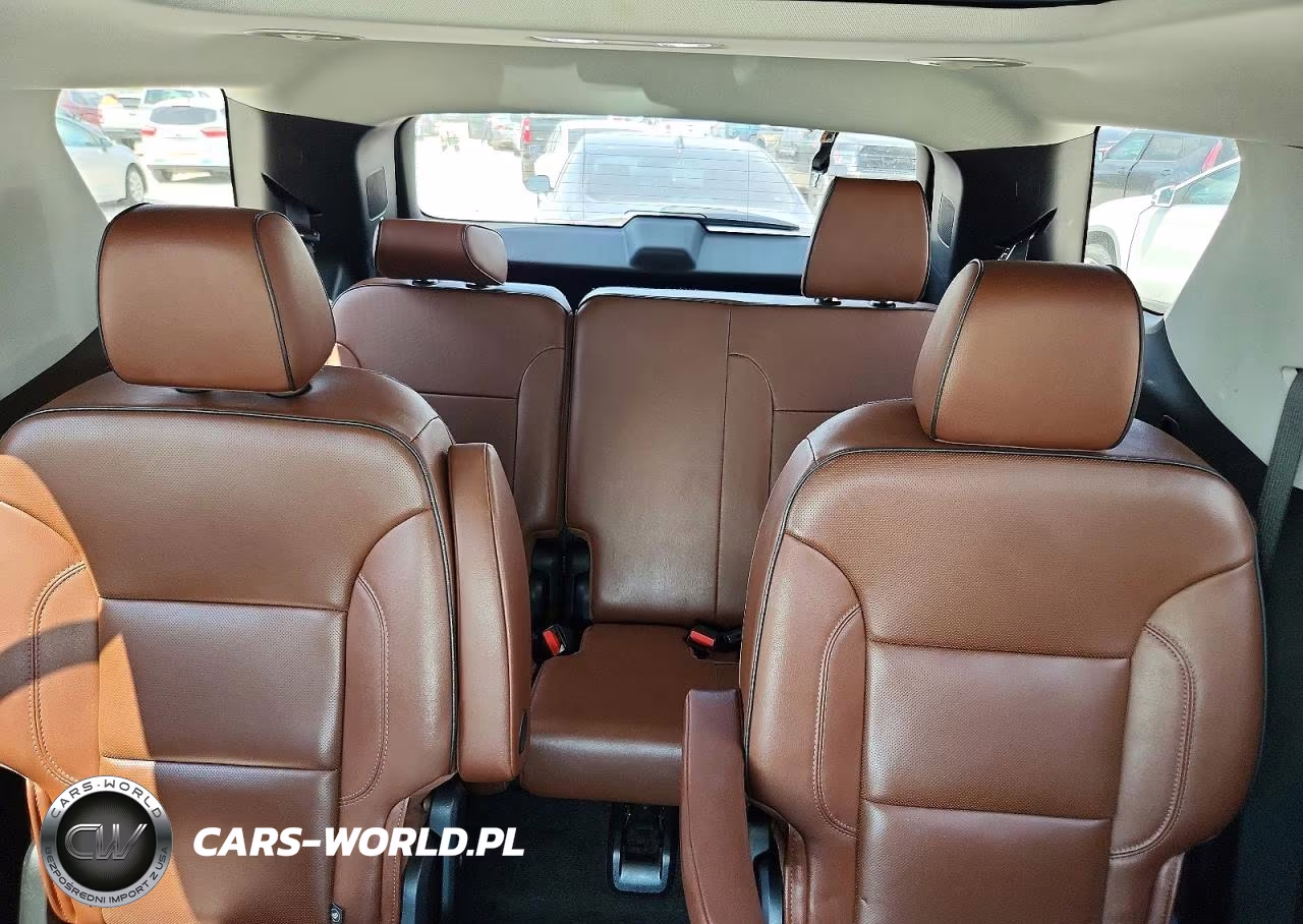 2019 Chevrolet Traverse High Country VIN:1GNEVJKW1KJ110610 - 10