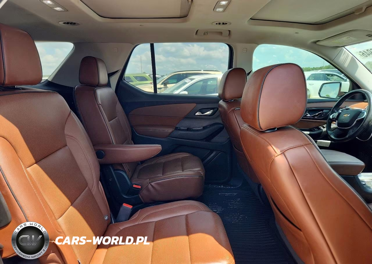2019 Chevrolet Traverse High Country VIN:1GNEVJKW1KJ110610 - 11