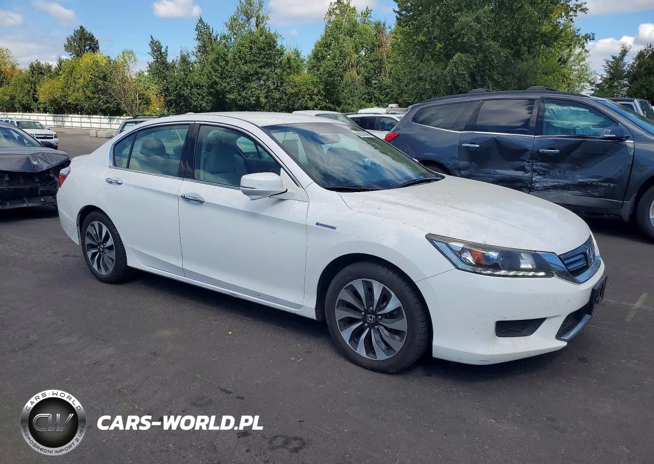 2015 Honda Accord Hybrid VIN:1HGCR6F31FA008703 - 4
