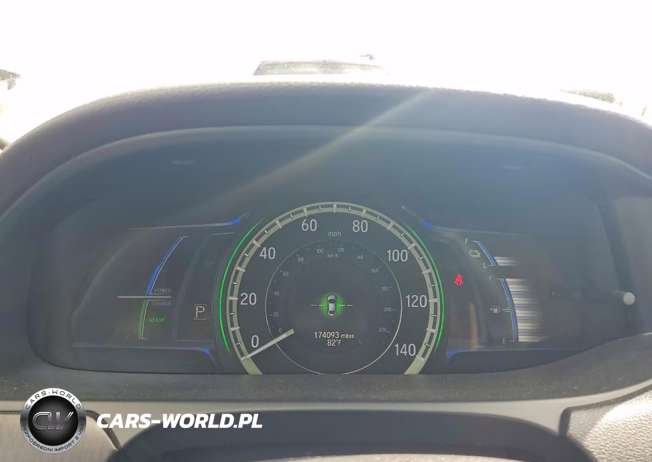2015 Honda Accord Hybrid VIN:1HGCR6F31FA008703 - 9