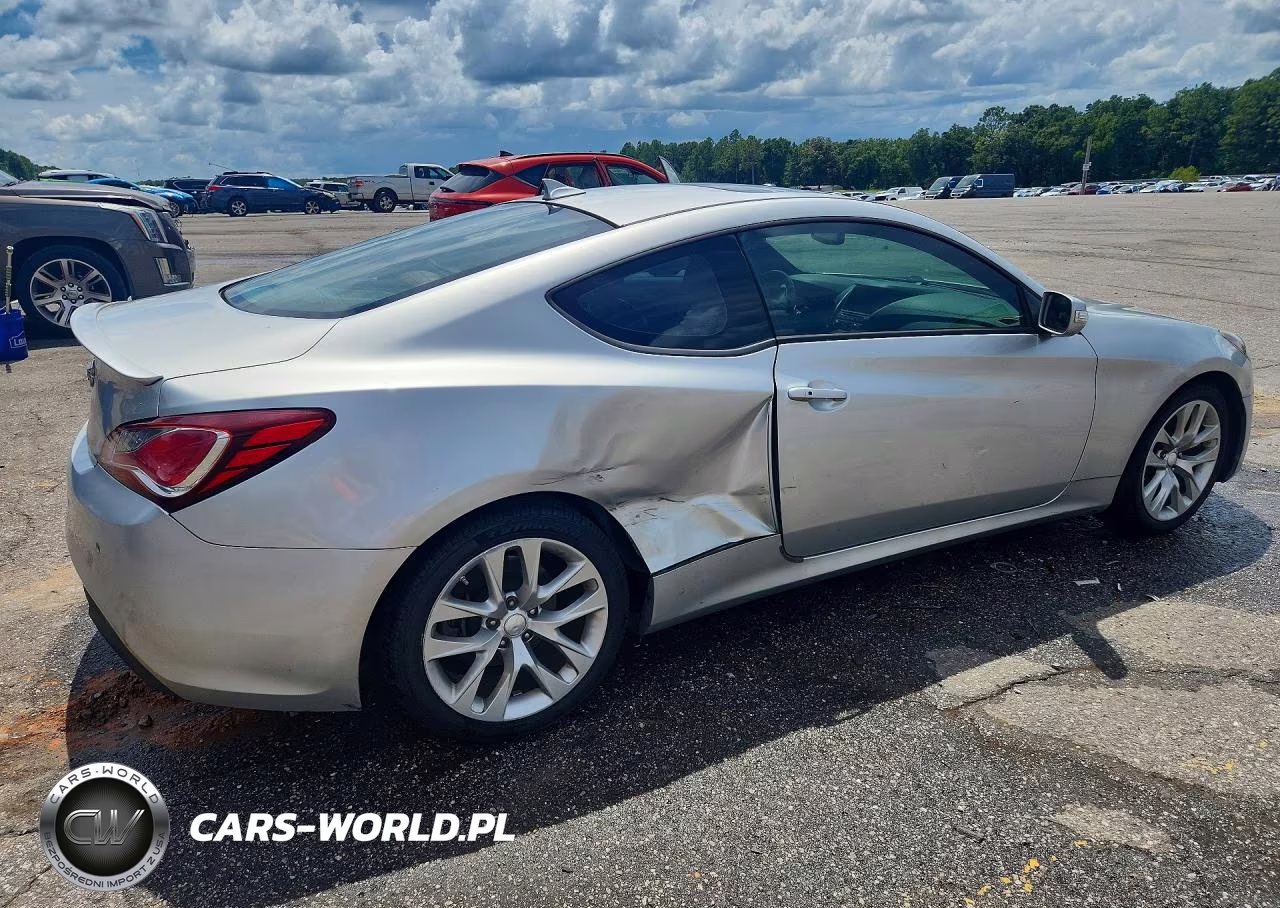 2013 Hyundai Genesis Coupe 3.8 Grand Touring VIN:KMHHU6KJ9DU108983 - 3