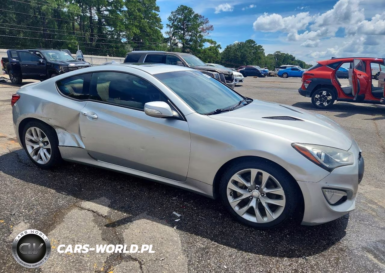 2013 Hyundai Genesis Coupe 3.8 Grand Touring VIN:KMHHU6KJ9DU108983 - 4