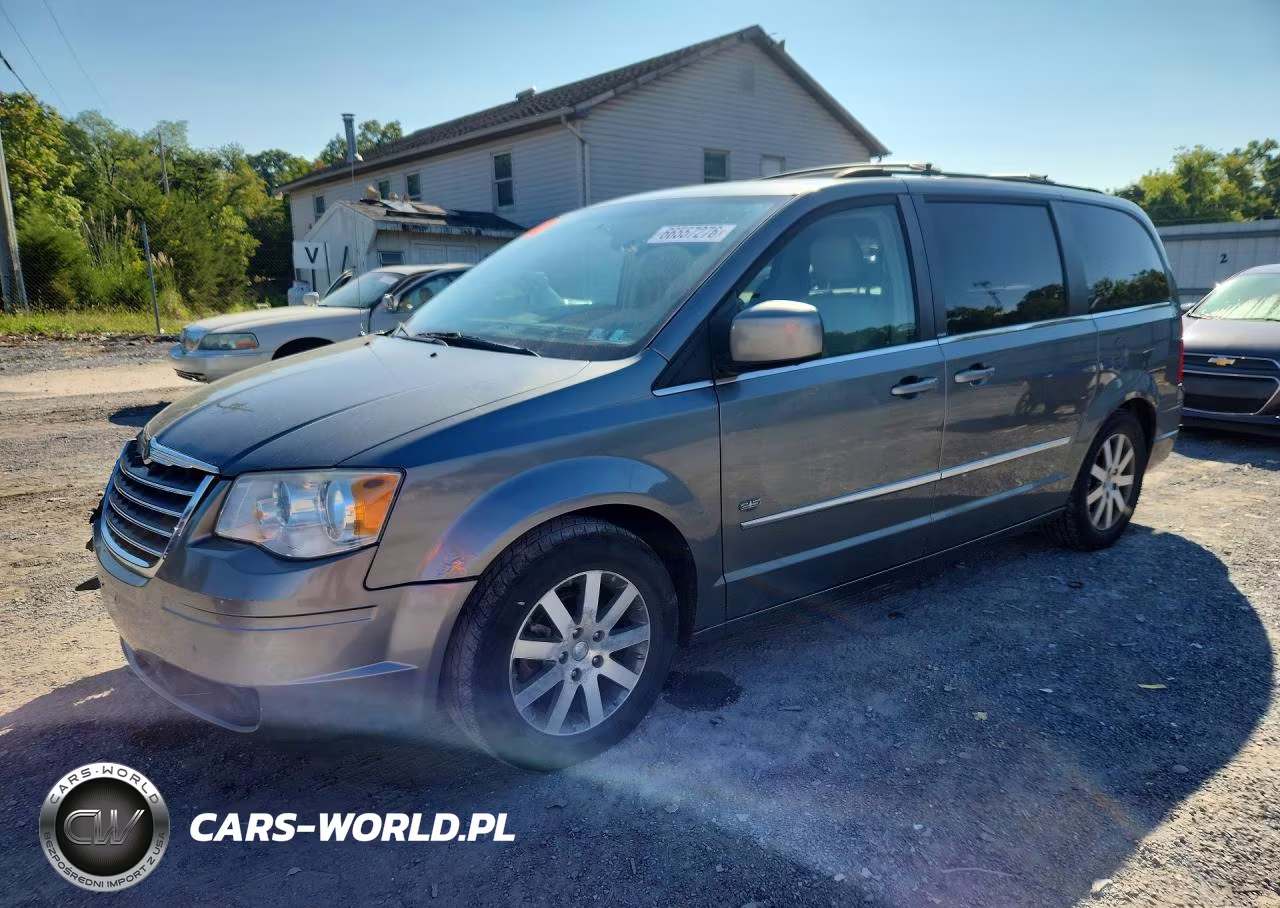 2009 Chrysler Town & Country Touring VIN:2A8HR54149R639759 - 1