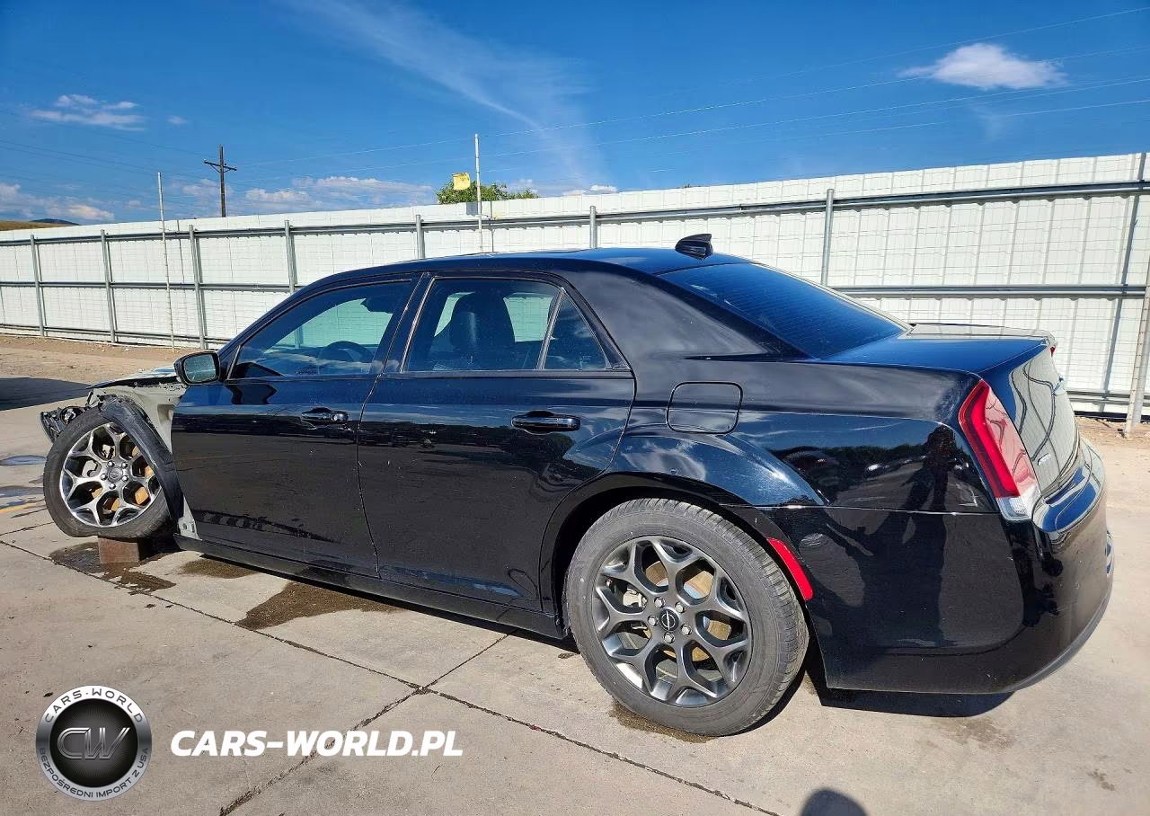 2015 Chrysler 300 S VIN:2C3CCAGG3FH831448 - 2