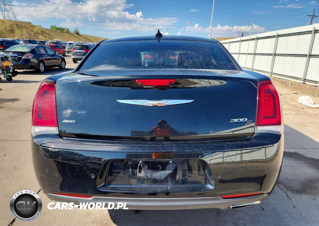 2015 Chrysler 300 S VIN:2C3CCAGG3FH831448 - 6