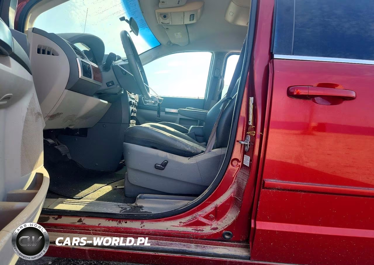 2008 Chrysler Town & Country Touring VIN:2A8HR54P58R635707 - 13