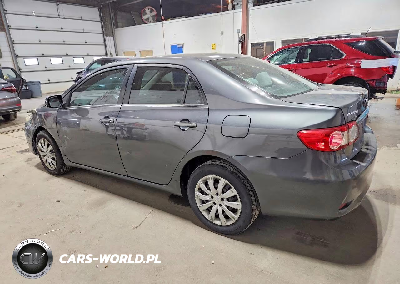 2013 Toyota Corolla Le VIN:2T1BU4EE7DC933639 - 2