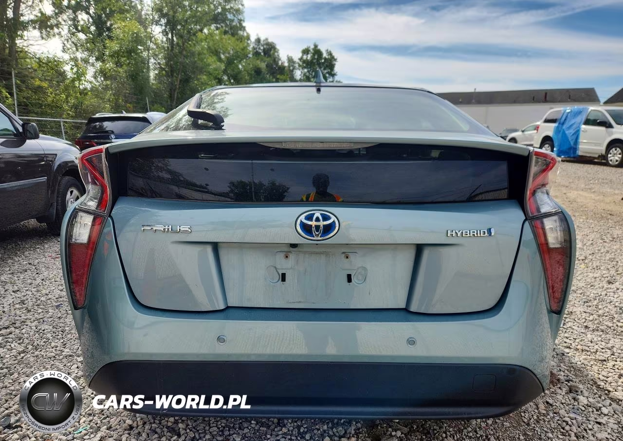 2017 Toyota Prius Four VIN:JTDKARFU1H3052140 - 6