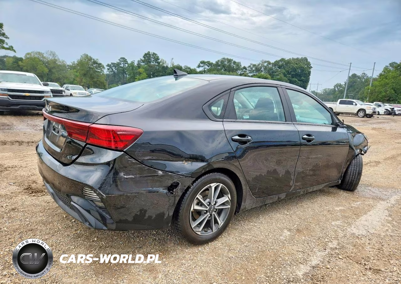 2024 Kia Forte Lxs VIN:3KPF24AD9RE764608 - 3