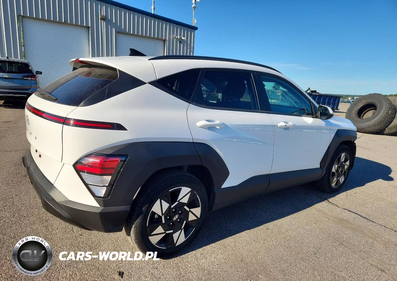 2025 Hyundai Kona Sel VIN:KM8HB3ABXSU329715 - 3