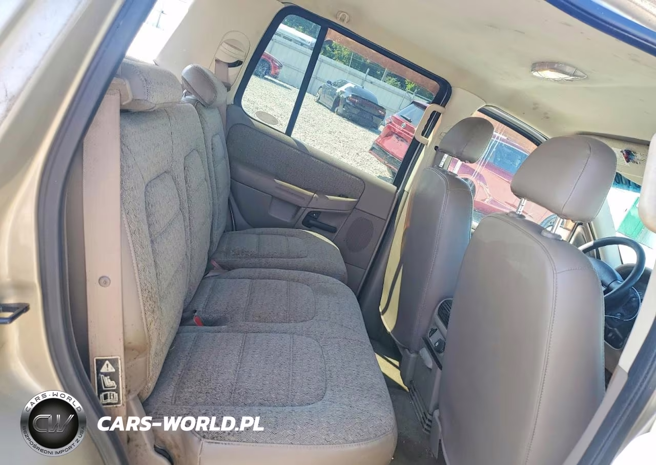 2002 Ford Explorer Xls VIN:1FMZU72E72UC70878 - 11