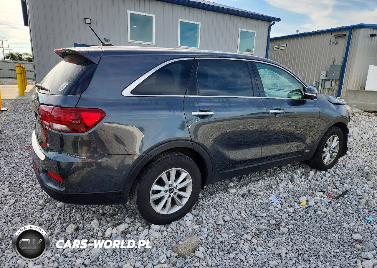 2020 Kia Sorento S VIN:5XYPGDA52LG619984 - 3
