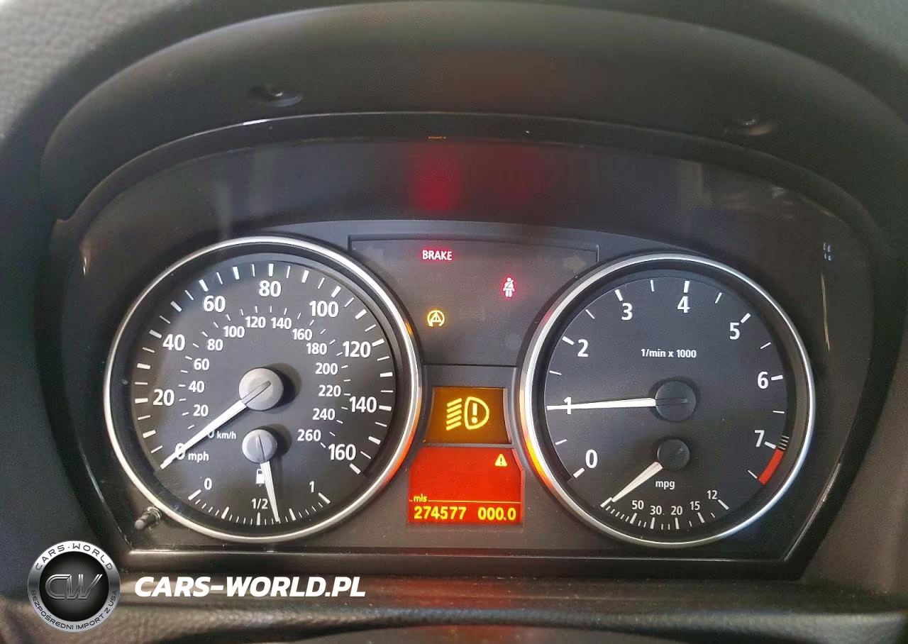 2006 BMW 330 Xi VIN:WBAVD33526KL51103 - 9