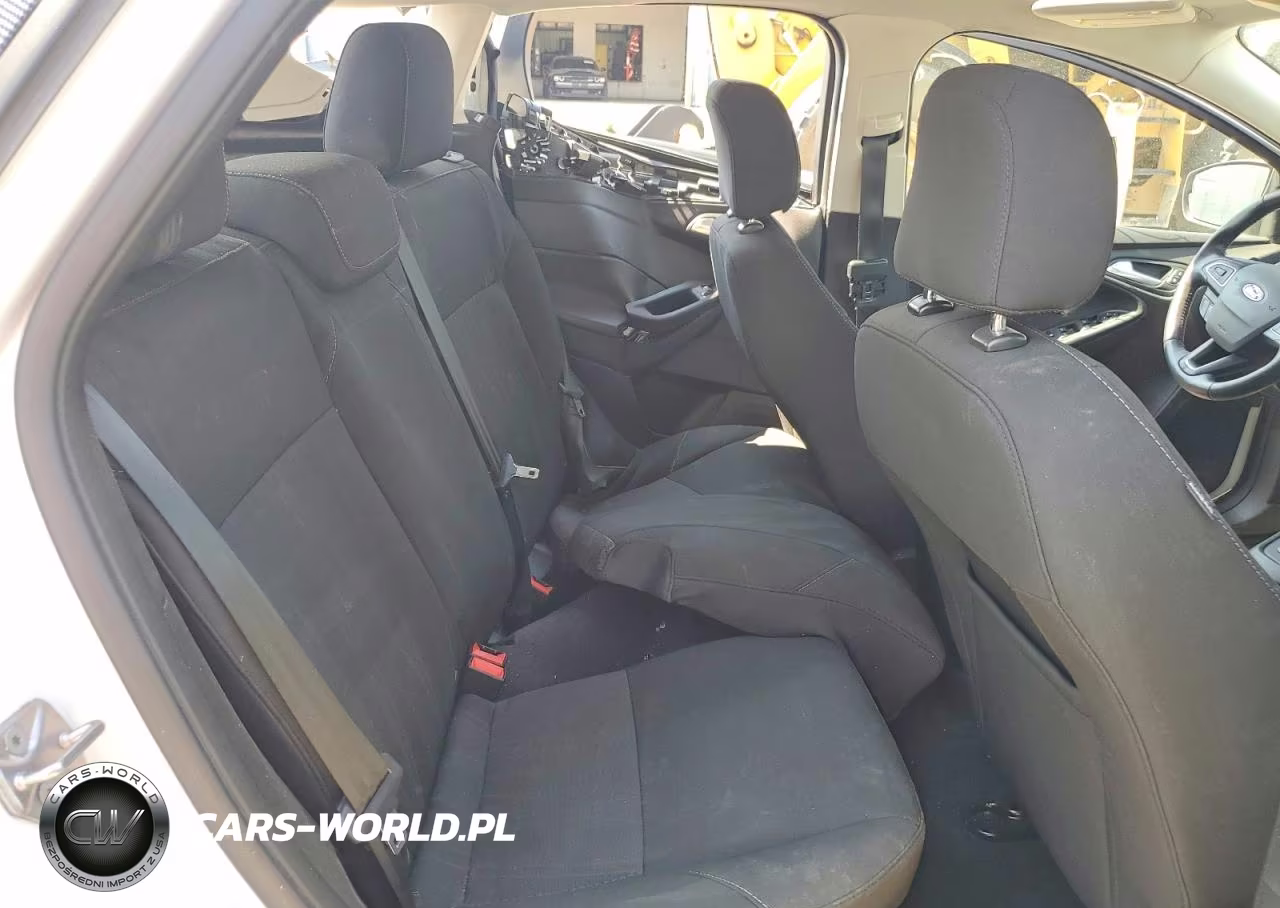 2016 Ford Focus Se VIN:1FADP3K20GL368528 - 10