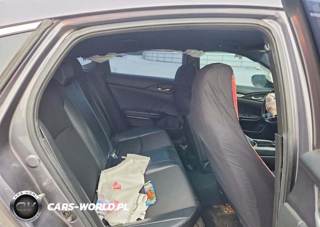2019 Honda Civic Sport VIN:2HGFC2F83KH556720 - 10