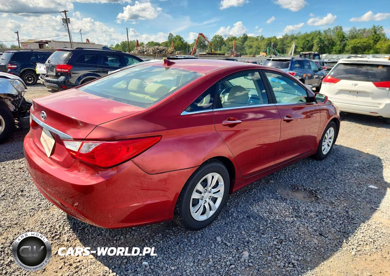 2012 Hyundai Sonata VIN:5NPEB4AC7CH357909 - 3