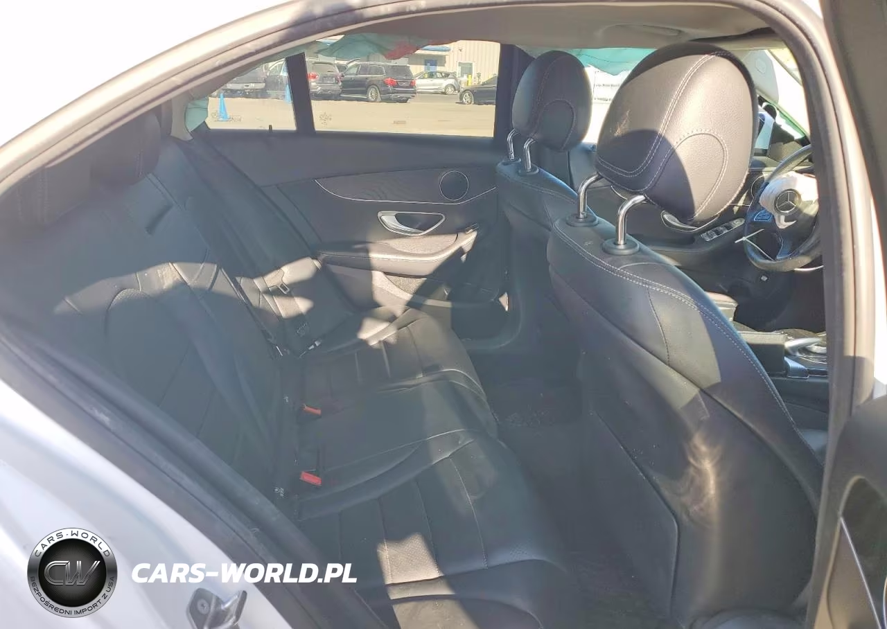 2016 Mercedes-Benz C 300 VIN:55SWF4JB4GU168668 - 10