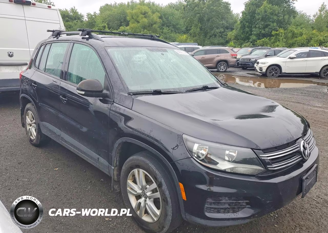 2015 Volkswagen Tiguan S VIN:WVGBV7AXXFW579210 - 4