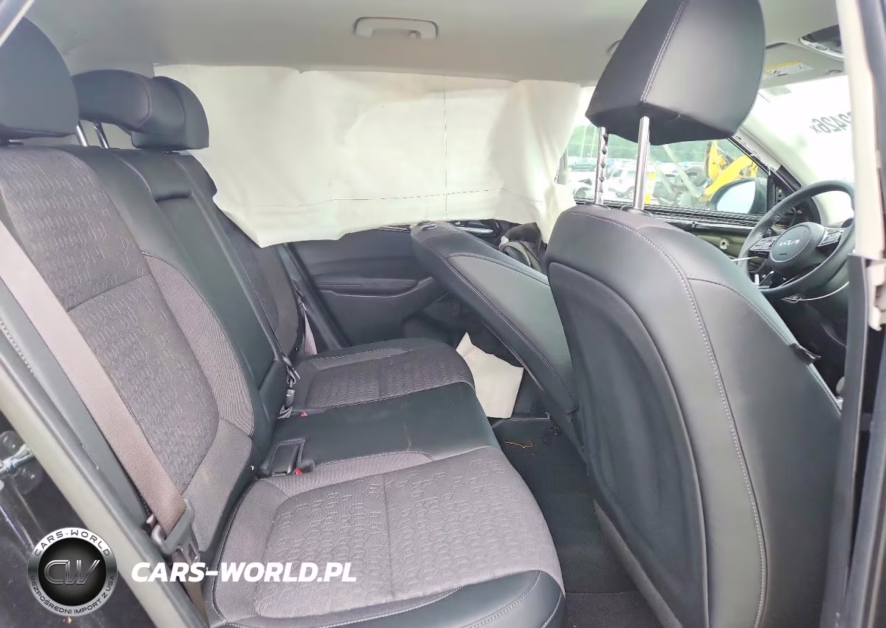 2025 Kia Seltos S VIN:KNDEU2AA0S7790228 - 11