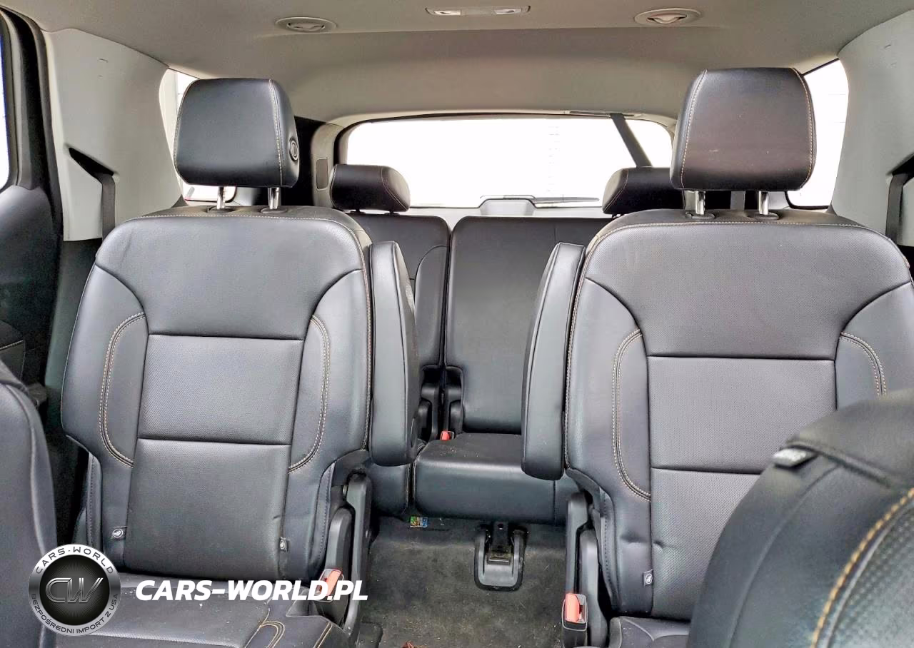2018 Chevrolet Traverse Premier VIN:1GNEVJKW3JJ236062 - 10