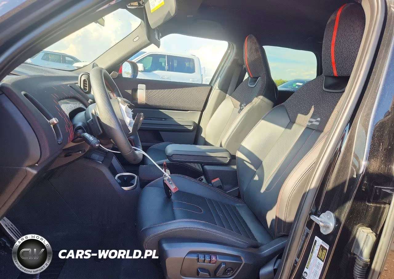2025 Mini Countryman Jcw All4 VIN:WMZ33GA09S7S90504 - 7