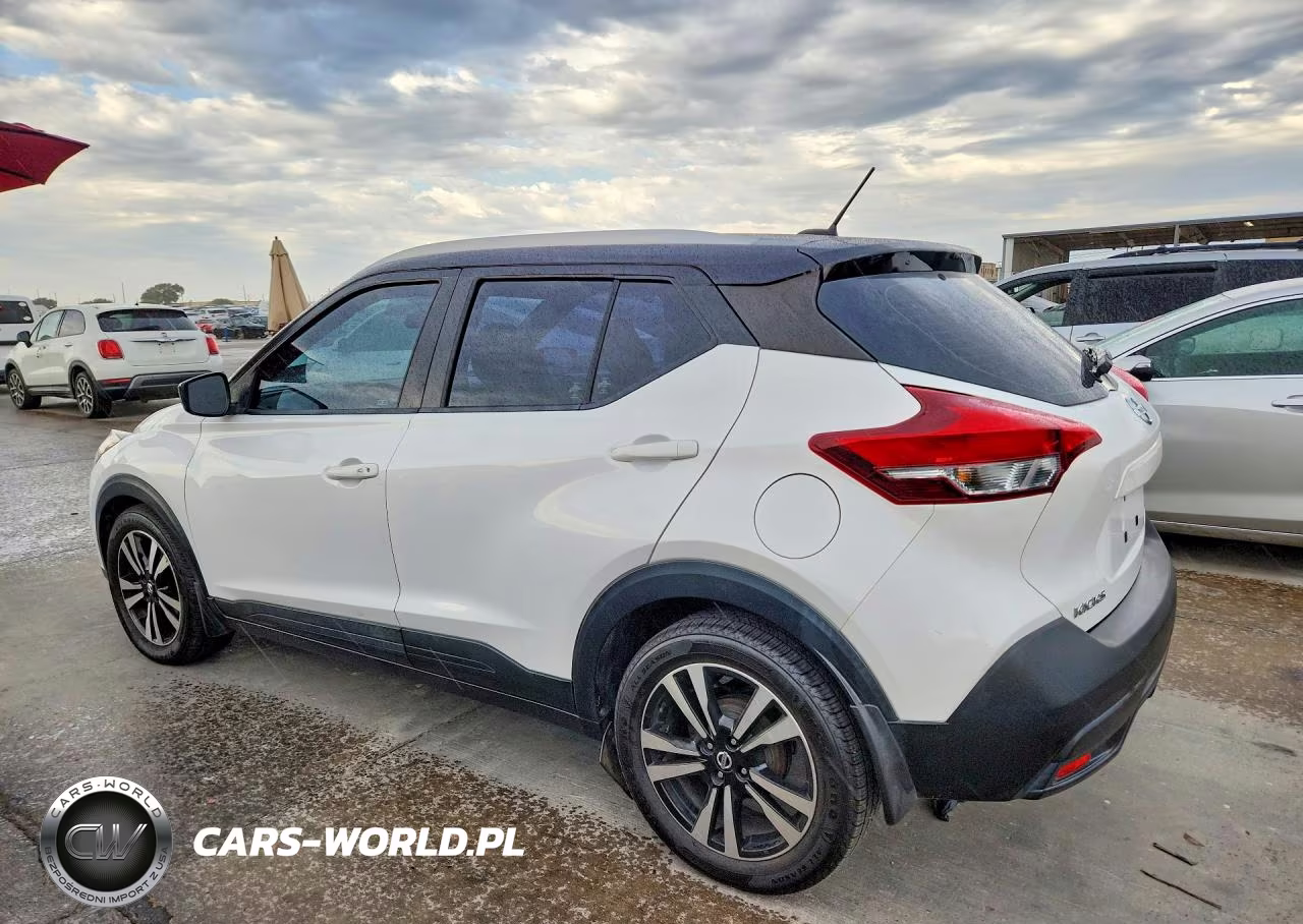 2019 Nissan Kicks Sv VIN:3N1CP5CU1KL532662 - 2