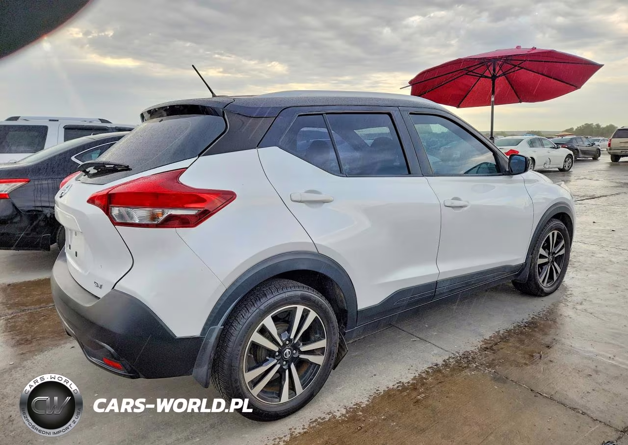 2019 Nissan Kicks Sv VIN:3N1CP5CU1KL532662 - 3