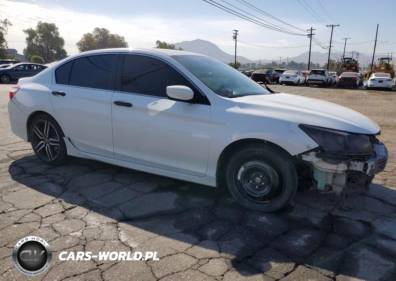 2017 Honda Accord Sport VIN:1HGCR2F64HA013853 - 4