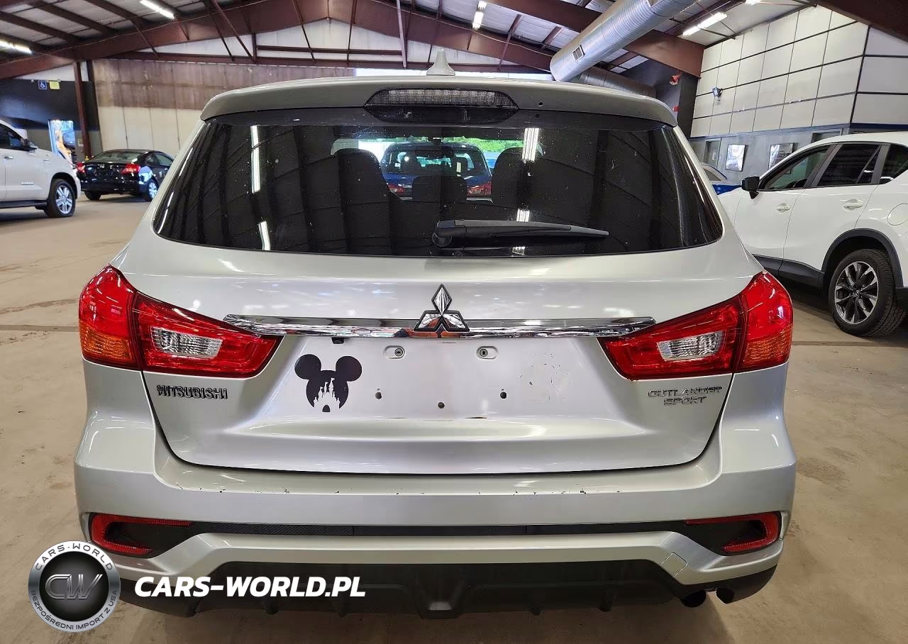 2018 Mitsubishi Outlander Sport Es VIN:JA4AP3AU9JZ001173 - 6