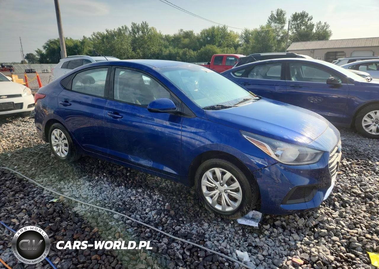2018 Hyundai Accent Se VIN:3KPC24A37JE018401 - 4