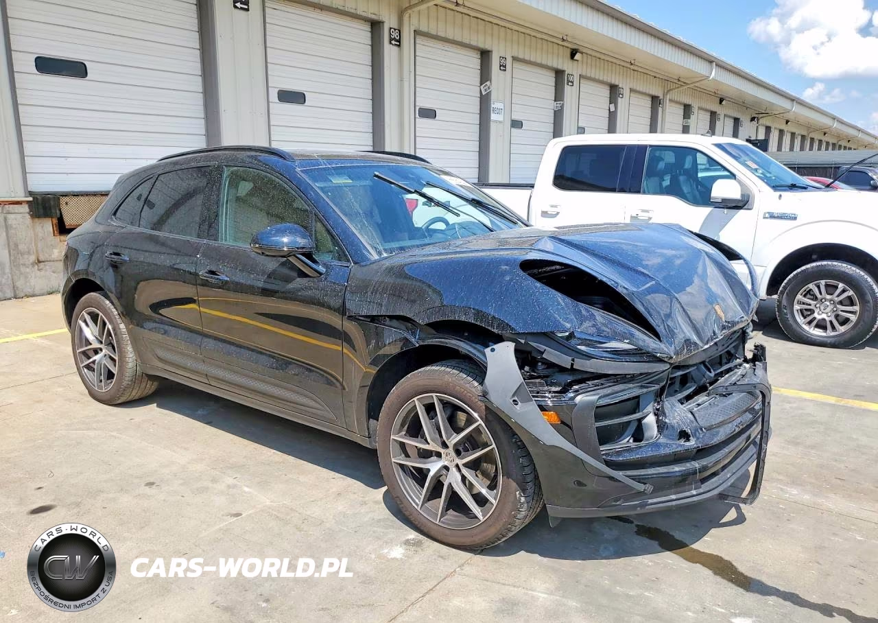 2025 Porsche Macan Base VIN:WP1AA2A5XSLB08617 - 4