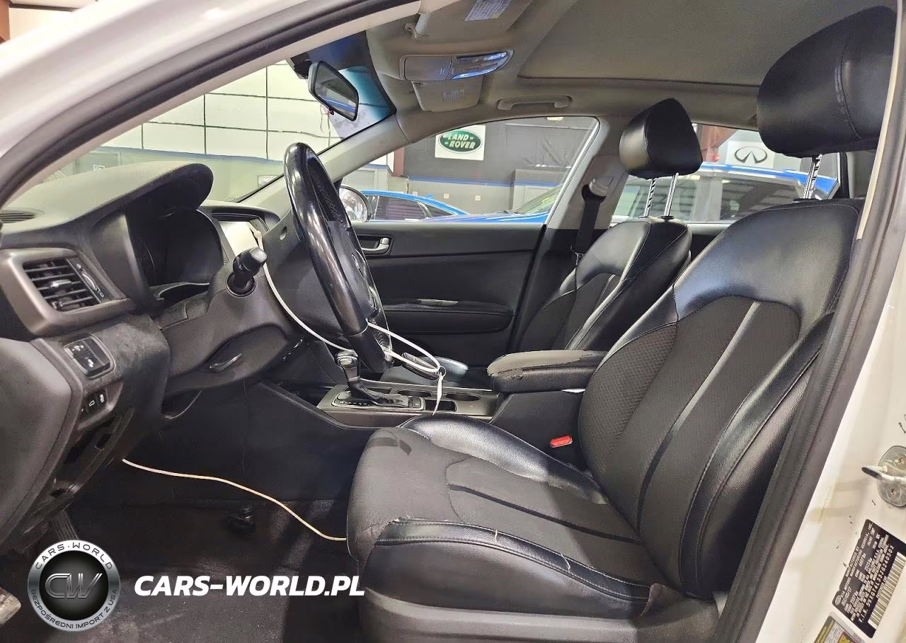 2018 Kia Optima S VIN:5XXGT4L33JG240503 - 7