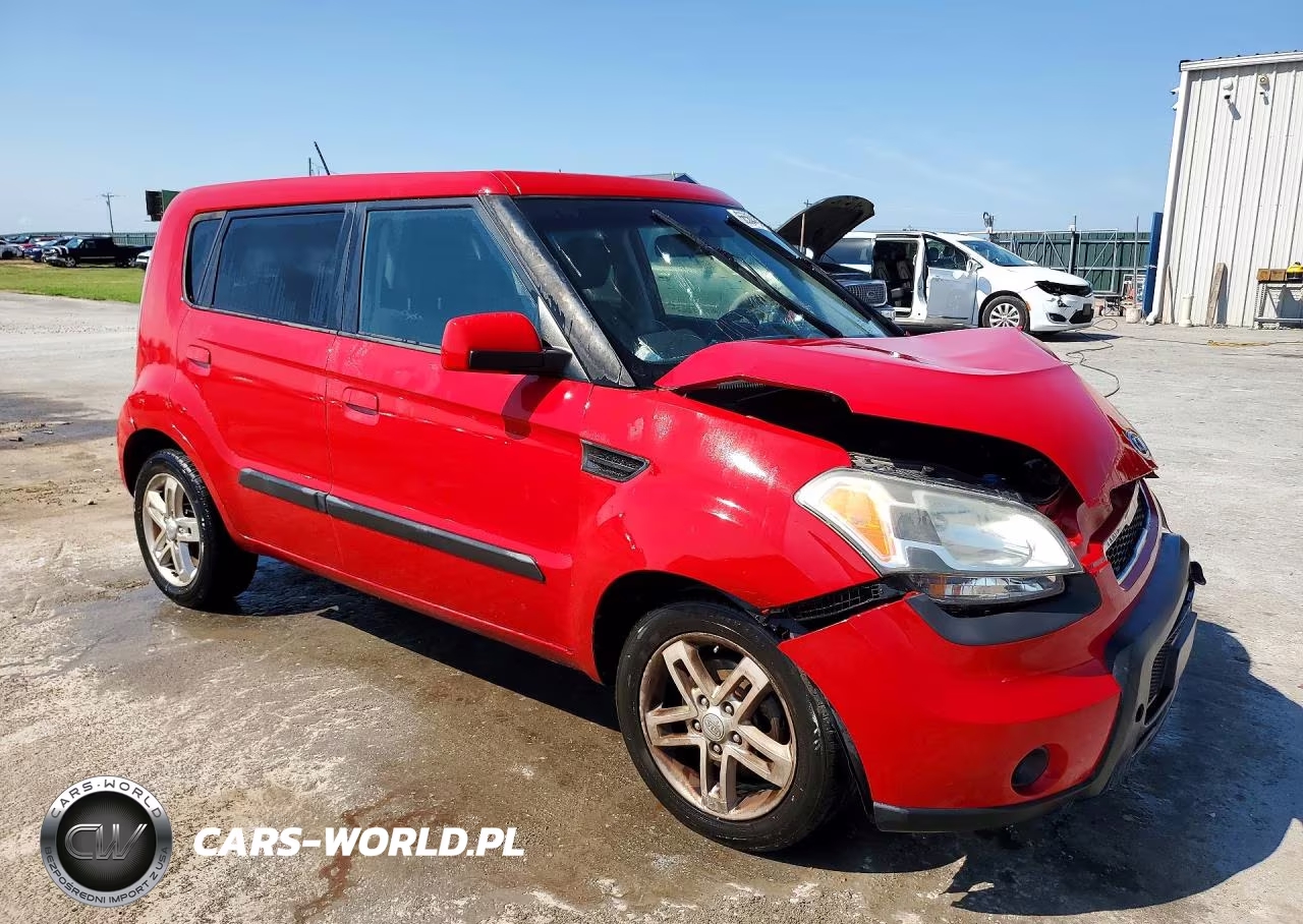 2010 Kia Soul + VIN:KNDJT2A27A7165673 - 4