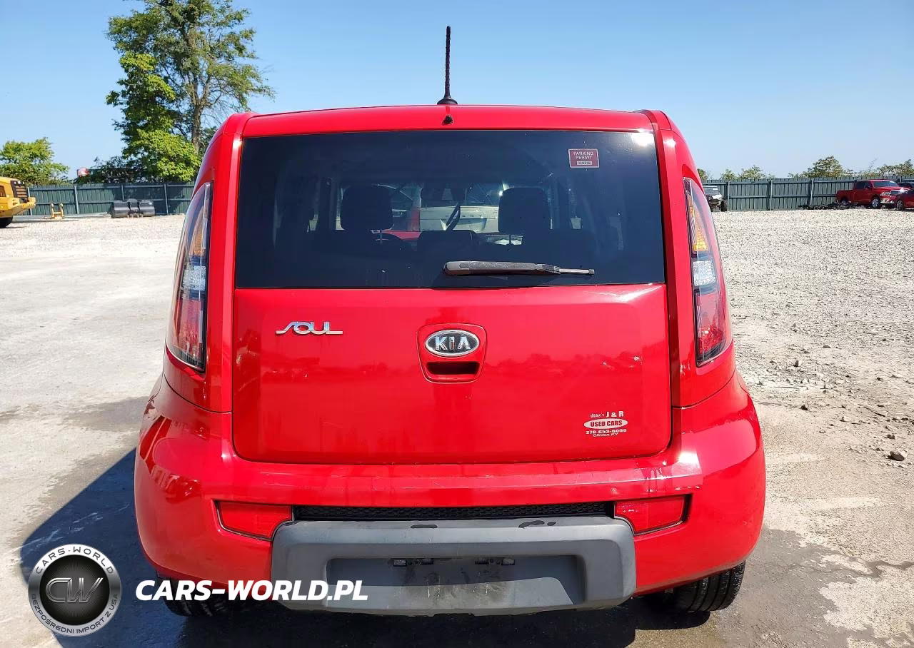 2010 Kia Soul + VIN:KNDJT2A27A7165673 - 6